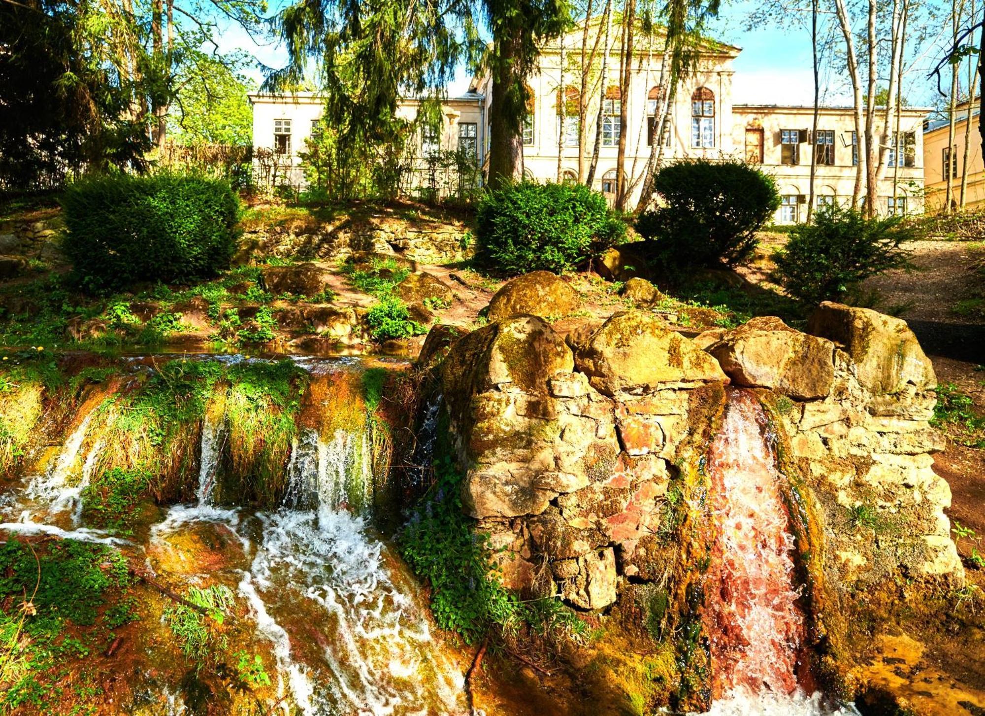 Hotel Palace - Kupele Sliač المظهر الخارجي الصورة