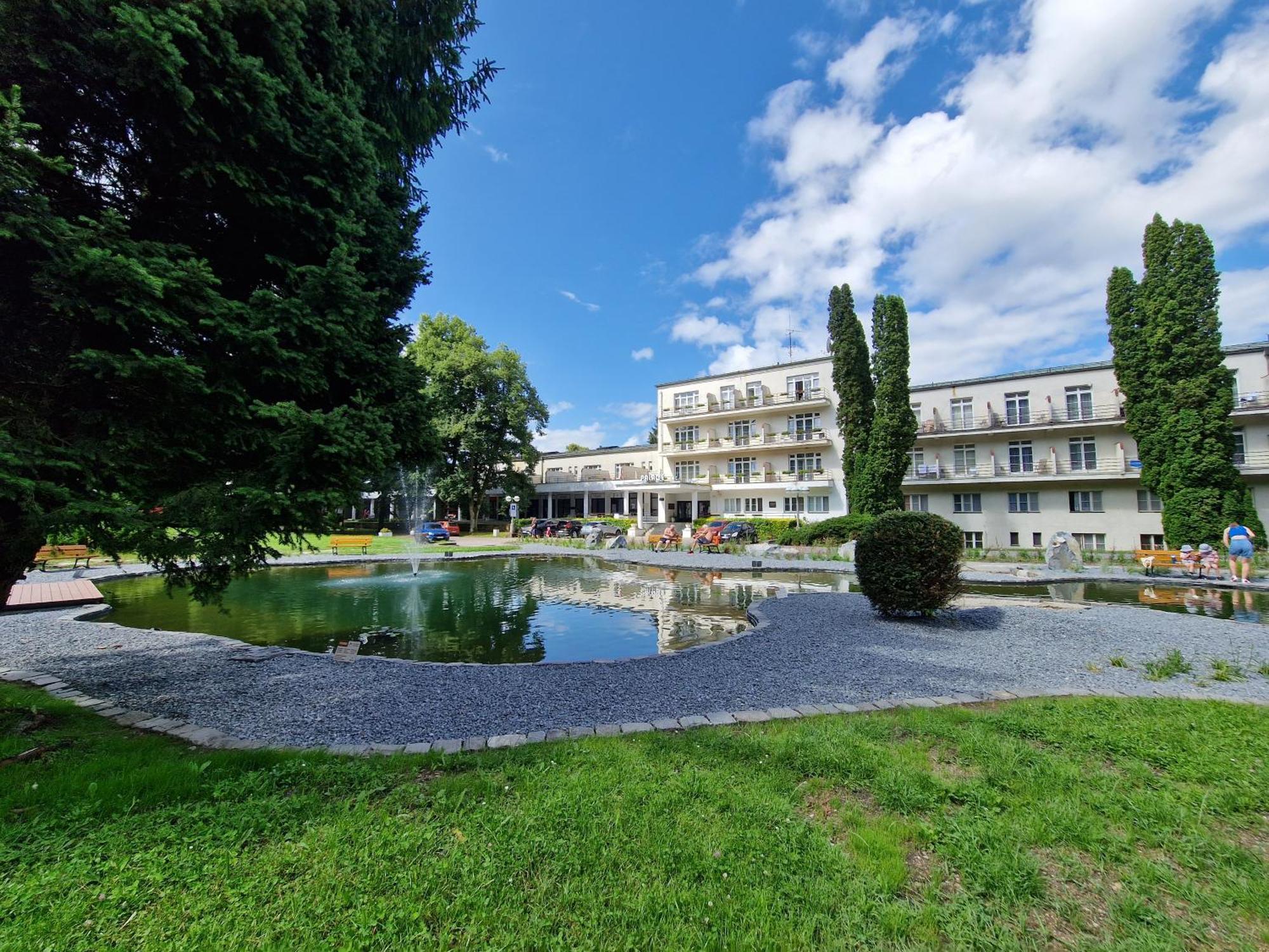 Hotel Palace - Kupele Sliač المظهر الخارجي الصورة