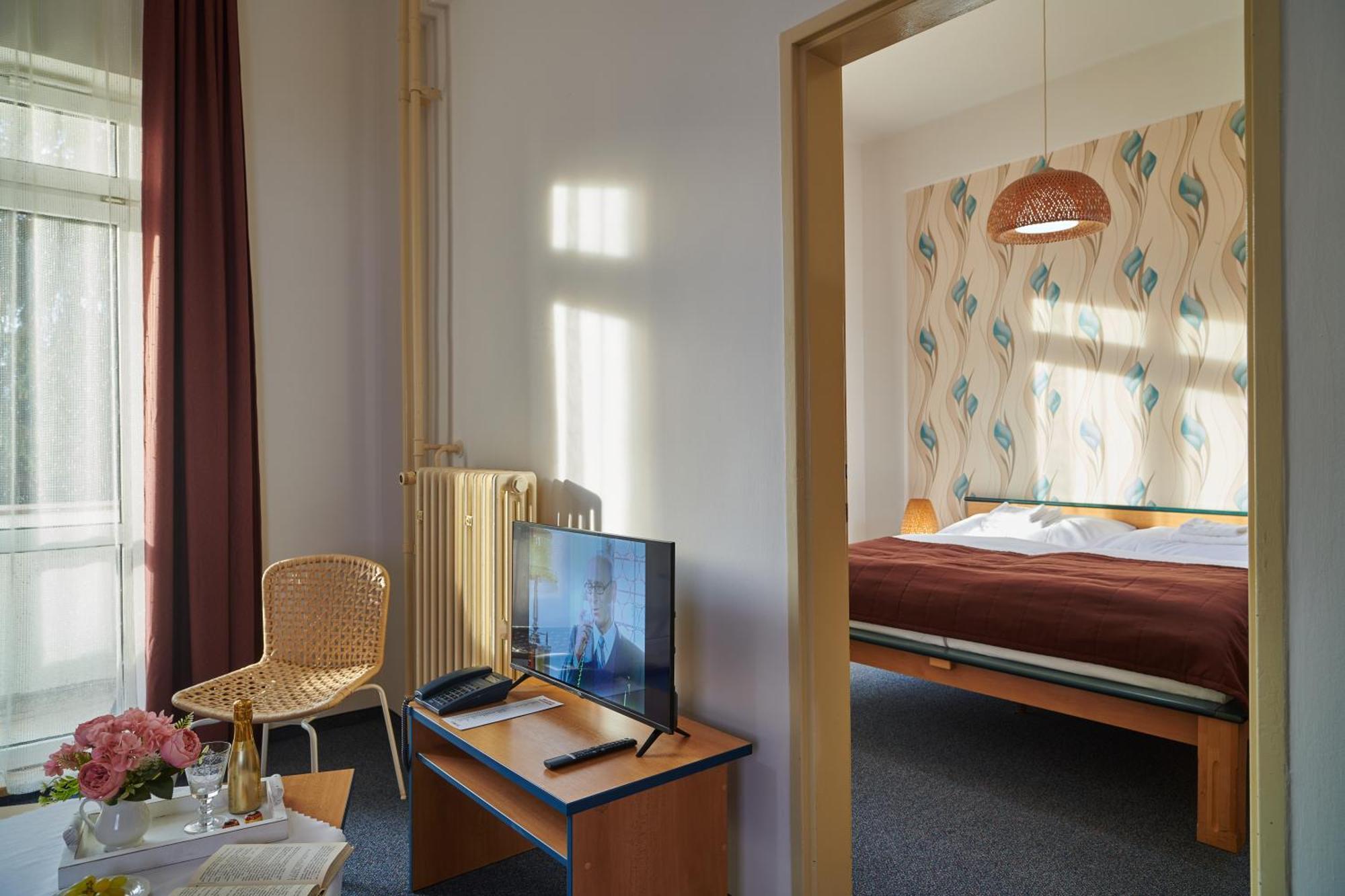 Hotel Palace - Kupele Sliač المظهر الخارجي الصورة