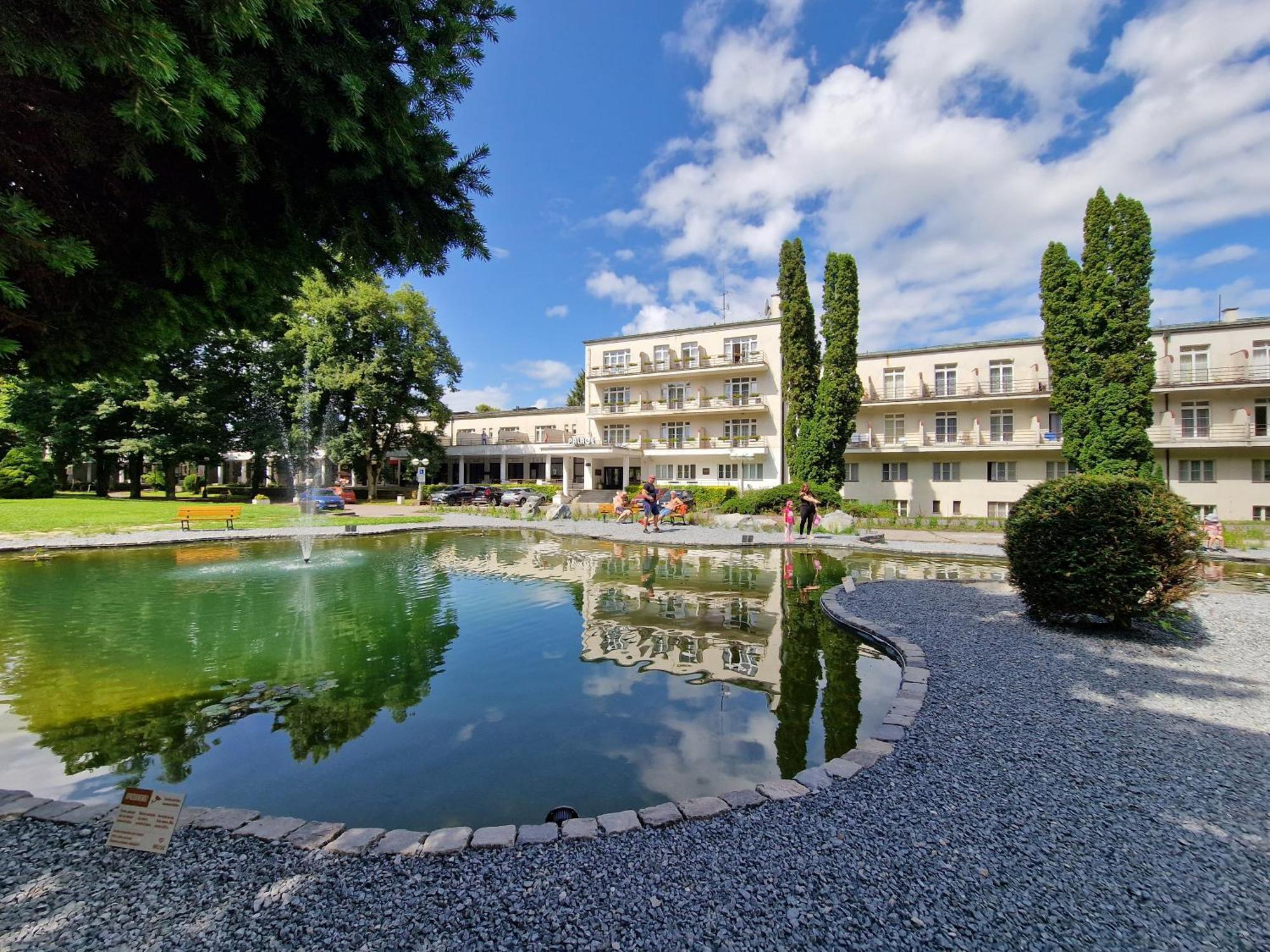 Hotel Palace - Kupele Sliač المظهر الخارجي الصورة
